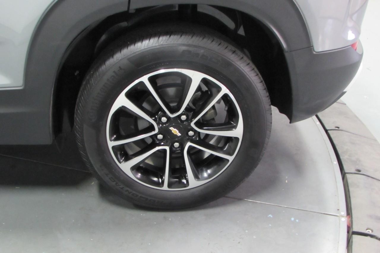2024 Sterling Gray Metallic Chevrolet Trailblazer LT FWD SUV