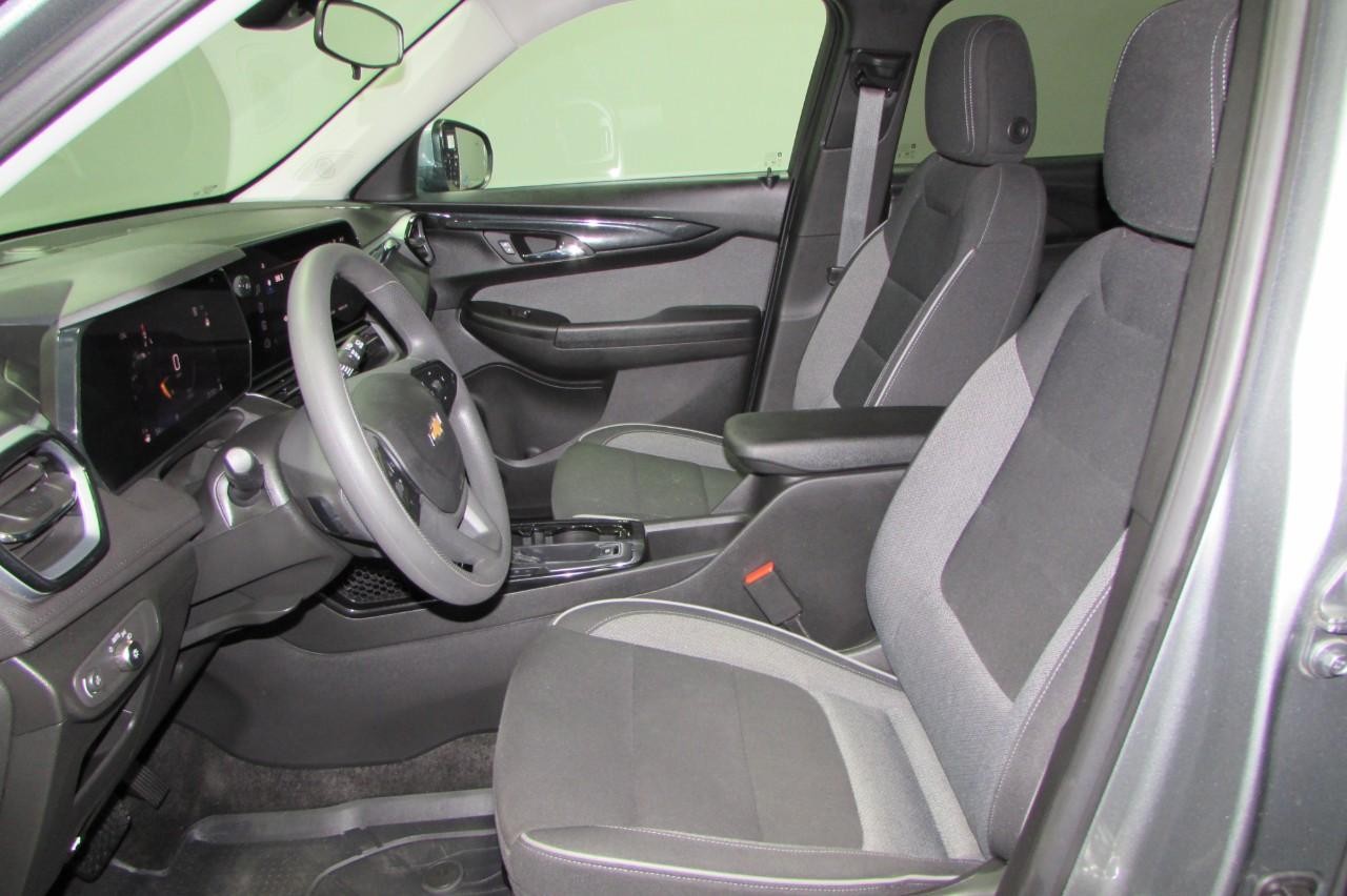2024 Sterling Gray Metallic Chevrolet Trailblazer LT FWD SUV