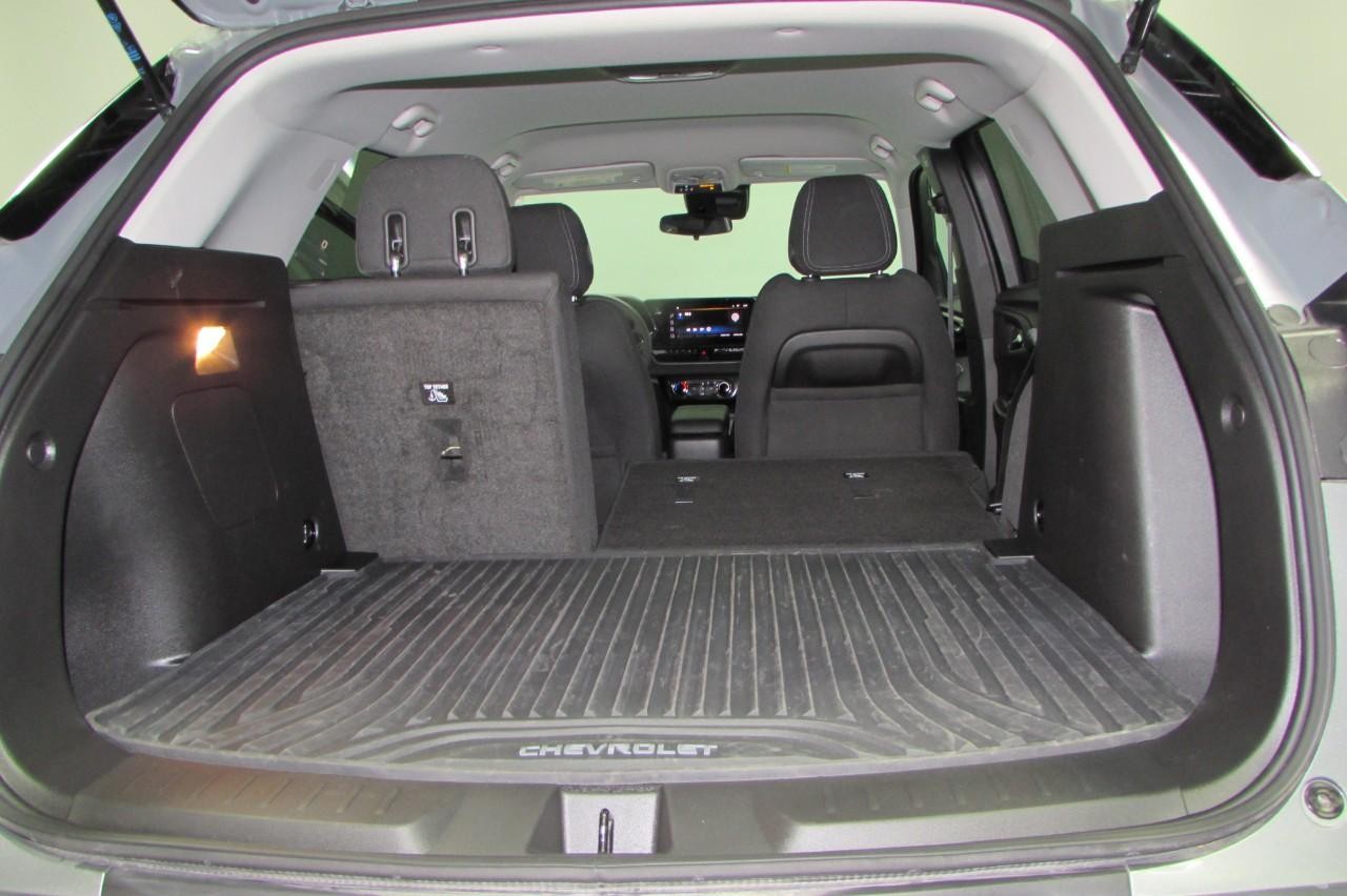 2024 Sterling Gray Metallic Chevrolet Trailblazer LT FWD SUV