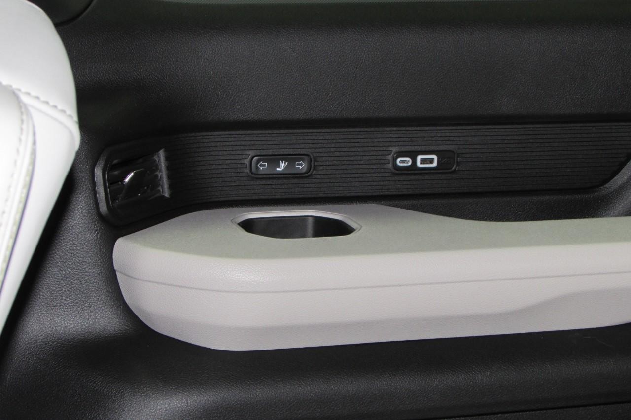 2025 Bright White Clearcoat Jeep Wagoneer Series II 4X4 SUV