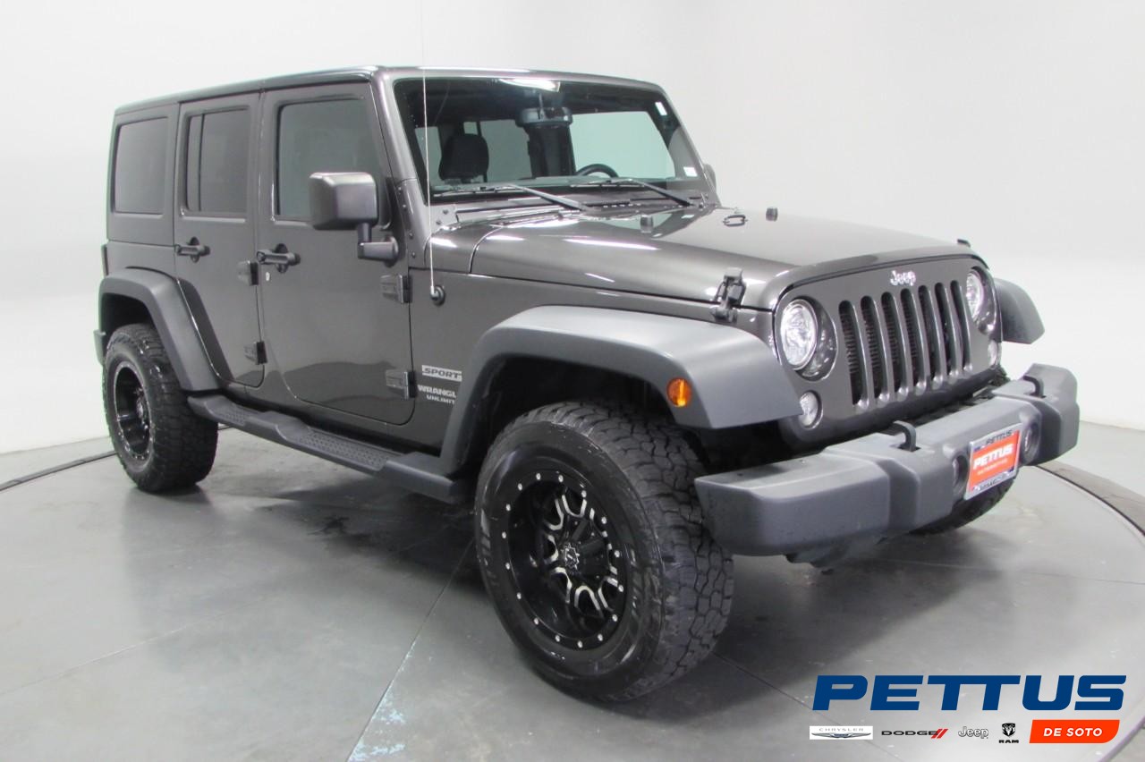 2017 Granite Crystal Metallic Clearcoat Jeep Wrangler Unlimited Unlimited Sport SUV