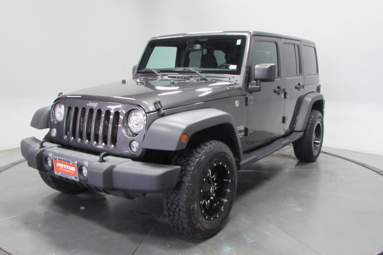 2017 Granite Crystal Metallic Clearcoat Jeep Wrangler Unlimited Unlimited Sport 4X4 SUV
