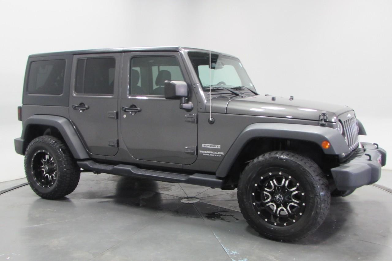 2017 Granite Crystal Metallic Clearcoat Jeep Wrangler Unlimited Unlimited Sport 4X4 SUV