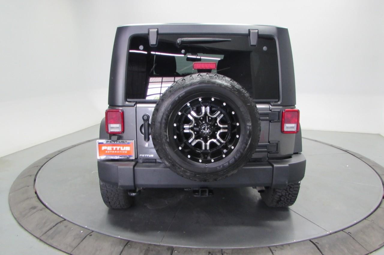 2017 Granite Crystal Metallic Clearcoat Jeep Wrangler Unlimited Unlimited Sport 4X4 SUV