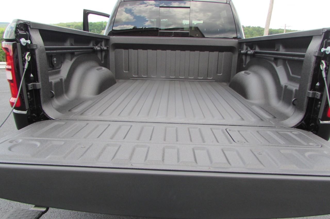 2026 Diamond Black Crystal Pearlcoat Ram 1500 Rebel 4X4 Truck