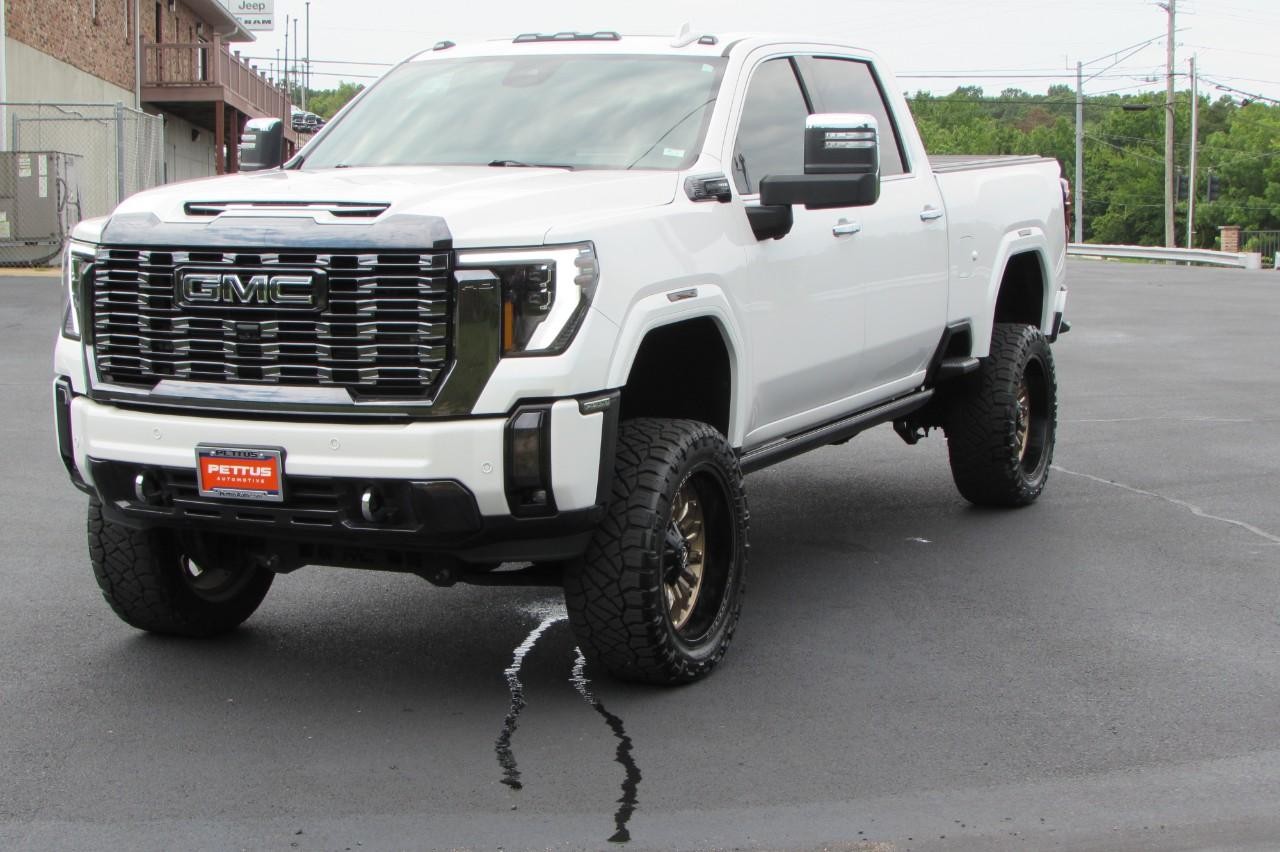 2024 Gmc Sierra HD Denali Ultimate photo 3