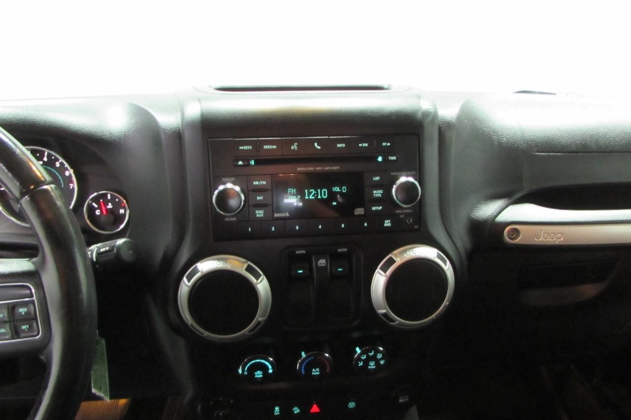 2017 Black Clearcoat Jeep Wrangler Sahara 4X4 SUV