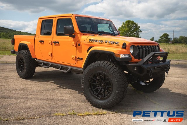 more details - jeep gladiator