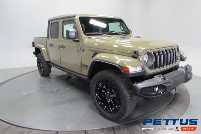 2025 Jeep Gladiator Nighthawk at Pettus Chrysler Dodge Jeep Ram De Soto in De Soto MO