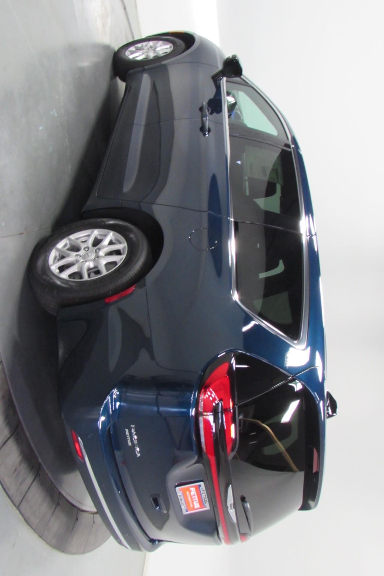 2025 Chrysler Pacifica photo 6
