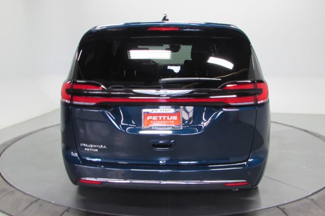 2025 Chrysler Pacifica Select - Photo 7