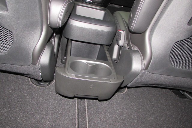 2025 Chrysler Pacifica Select - Photo 24