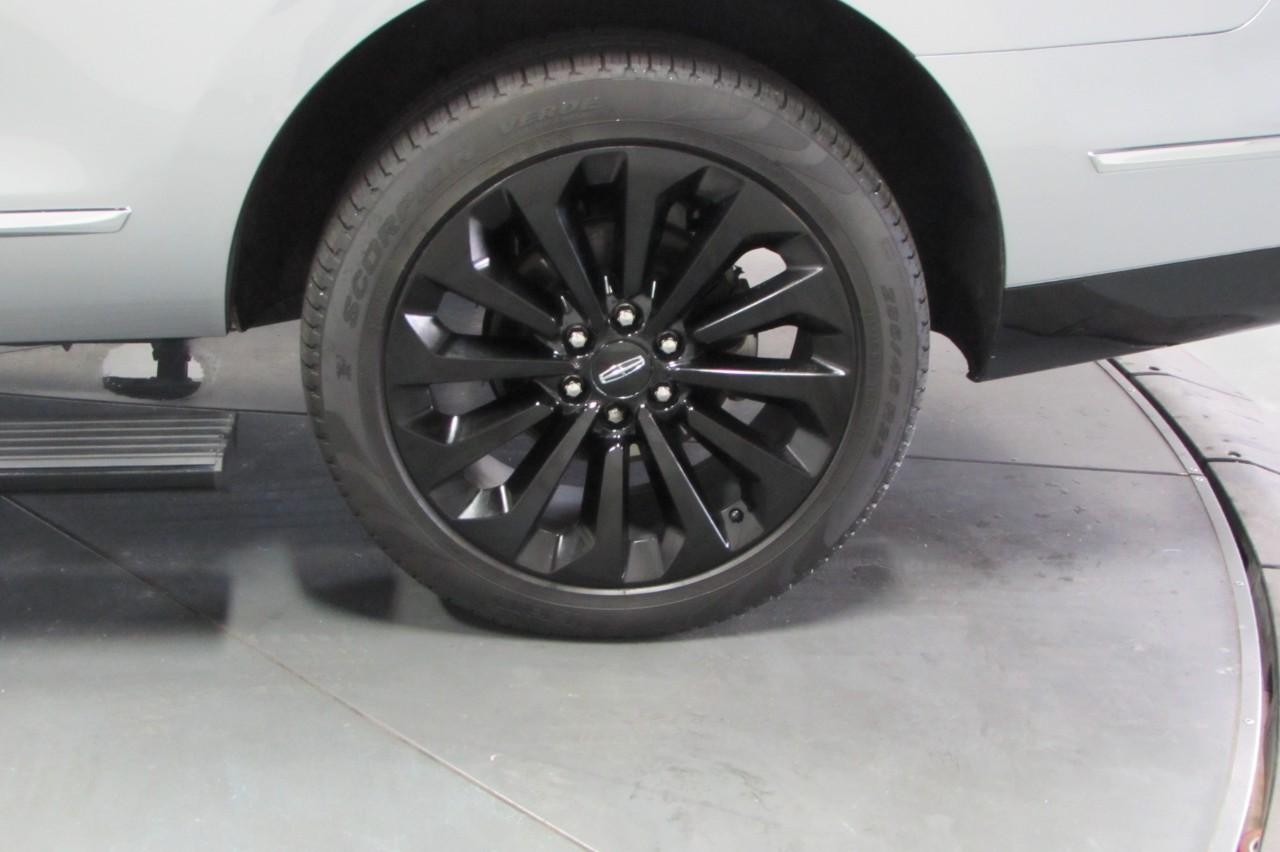2022 Lincoln Navigator Reserve photo 10