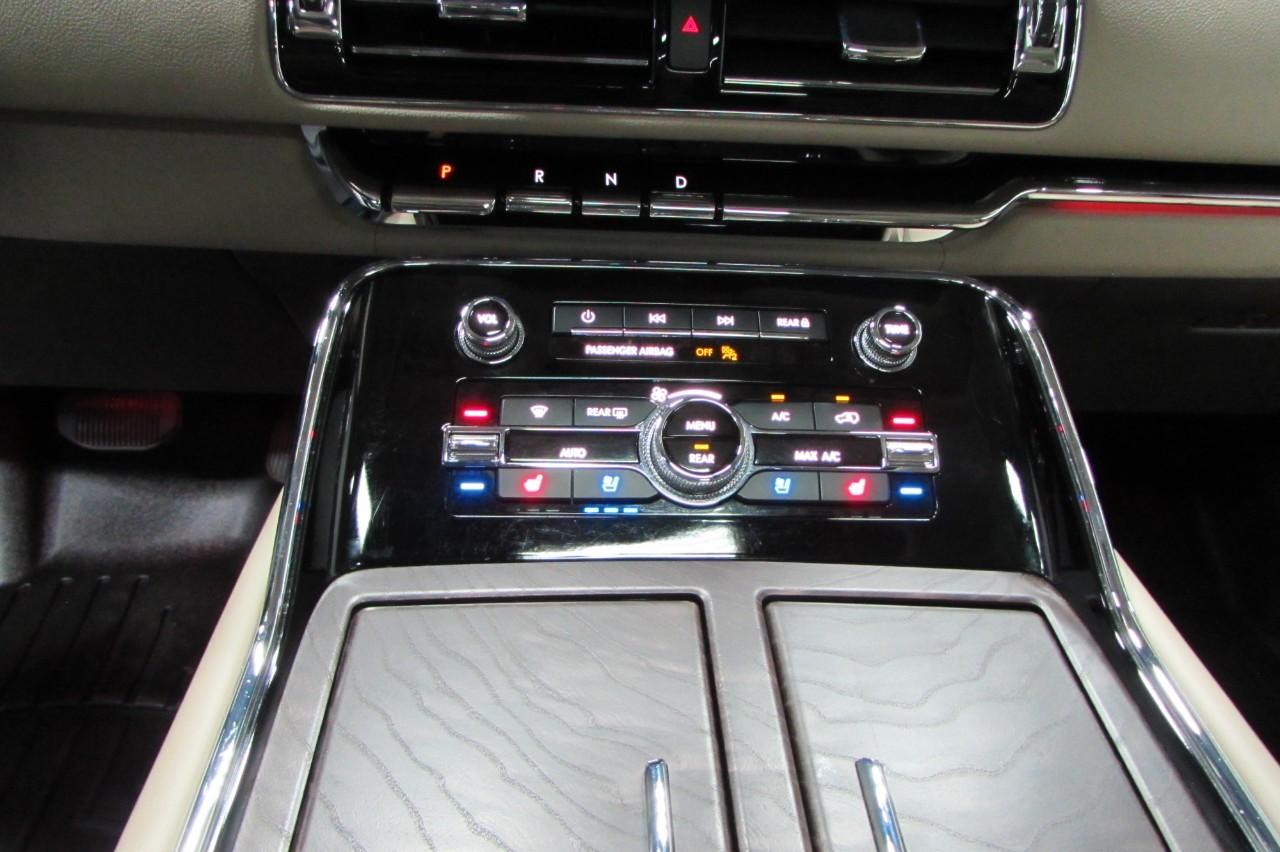 2022 Lincoln Navigator Reserve photo 19