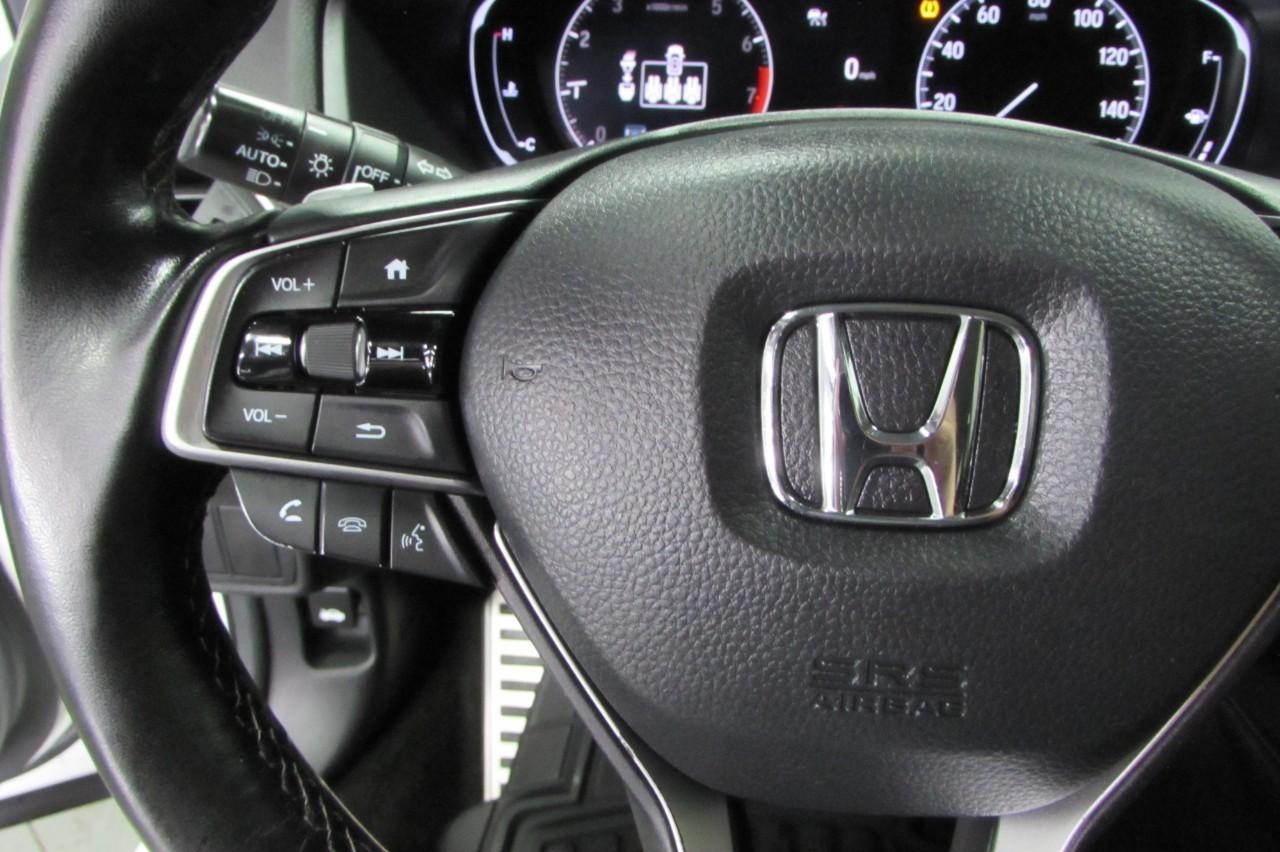 Honda Accord Vehicle Full-screen Gallery Image 15