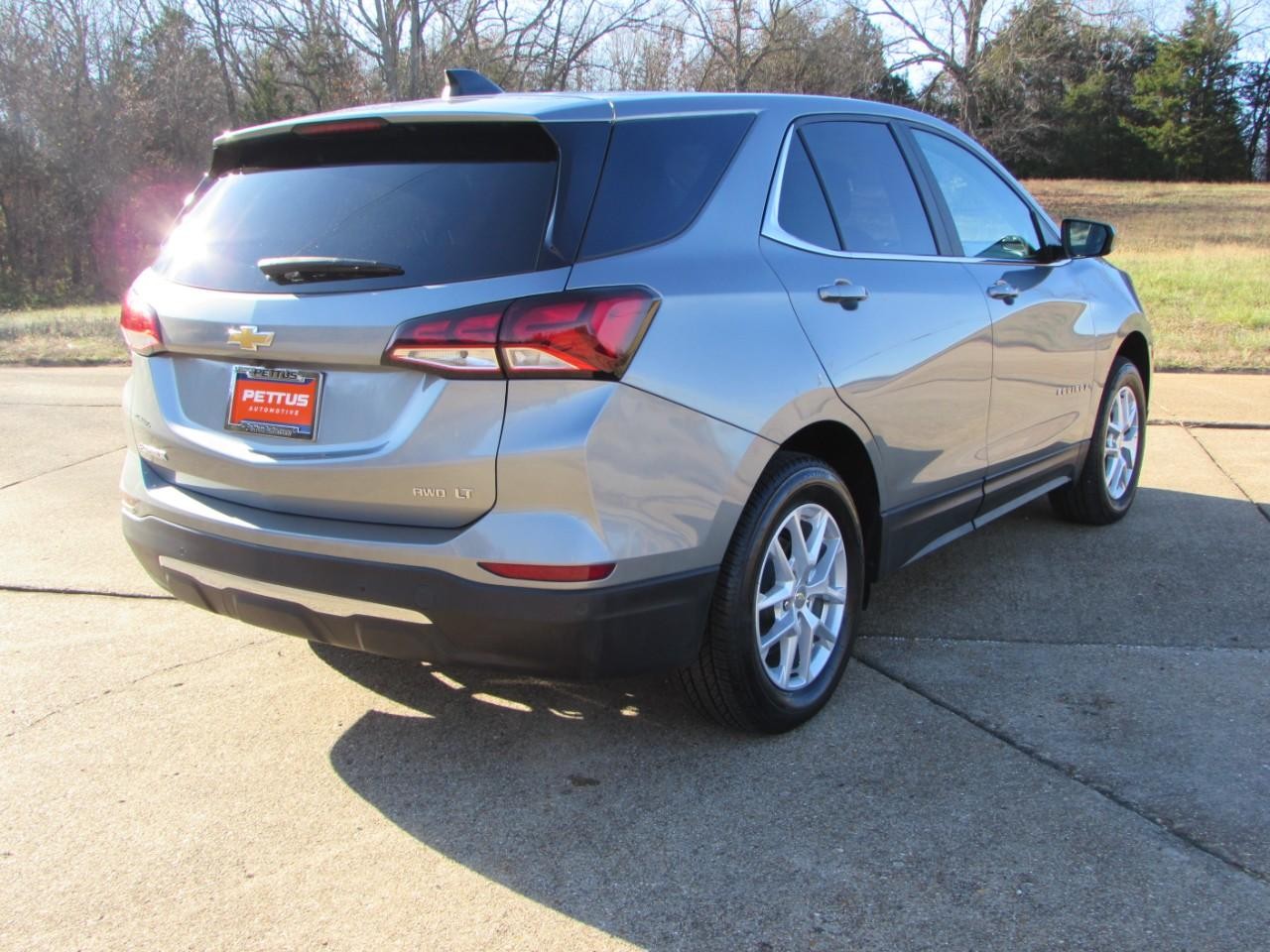 Chevrolet Equinox Vehicle Full-screen Gallery Image 07