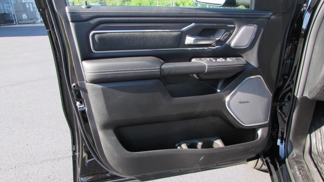 2026 RAM 1500 Laramie - Photo 15
