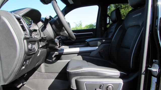 2026 RAM 1500 Laramie - Photo 16