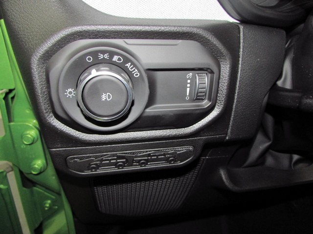 2026 Jeep Wrangler 4-Door Willys - Photo 15