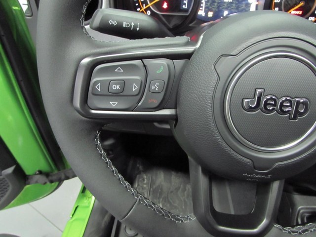 2026 Jeep Wrangler 4-Door Willys - Photo 17