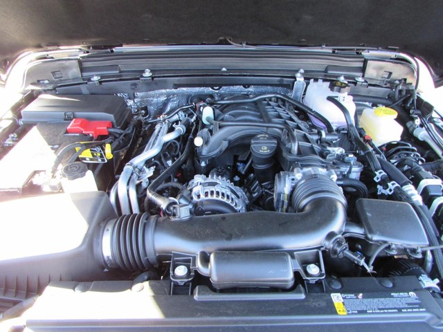 2026 Jeep Wrangler 4-Door Sahara - Photo 9