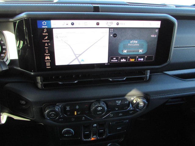 2026 Jeep Wrangler 4-Door Sahara - Photo 18