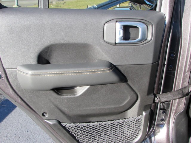 2026 Jeep Wrangler 4-Door Sahara - Photo 23