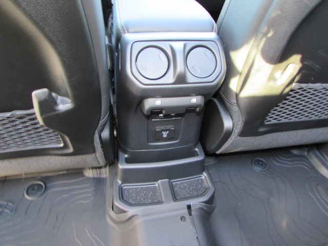 2026 Jeep Wrangler 4-Door Sahara - Photo 25