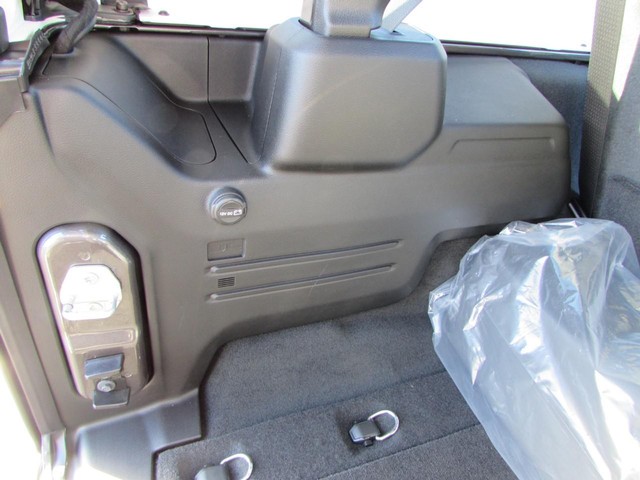 2026 Jeep Wrangler 4-Door Sahara - Photo 28