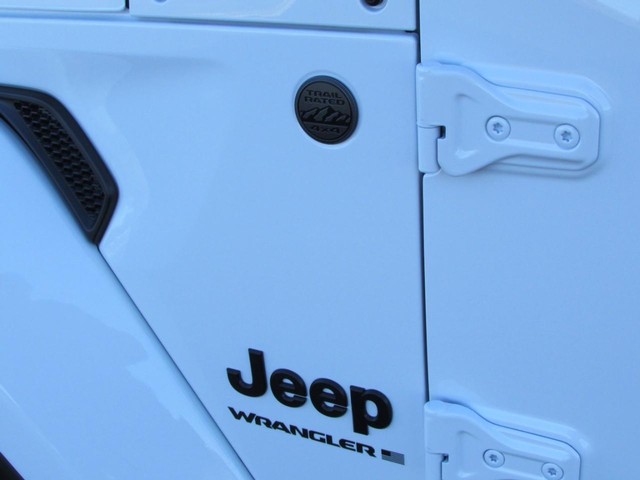 2026 Jeep Wrangler 4-Door Sahara - Photo 10