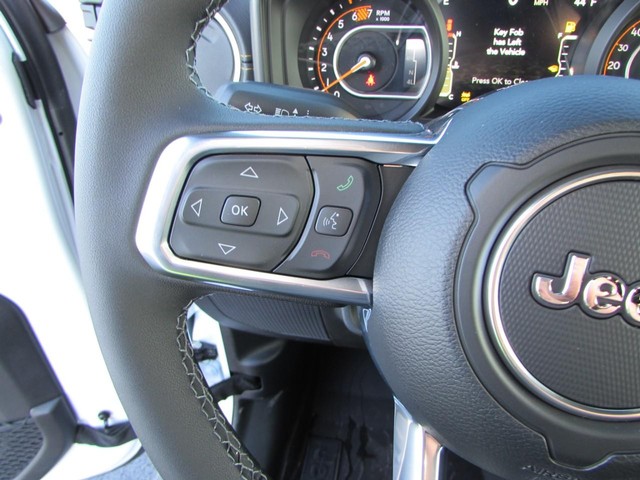 2026 Jeep Wrangler 4-Door Sahara - Photo 17