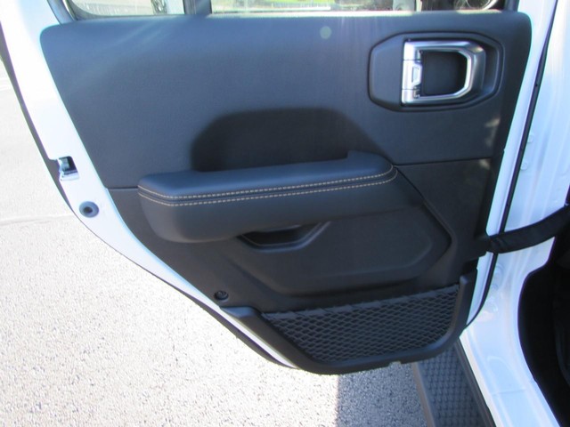2026 Jeep Wrangler 4-Door Sahara - Photo 26