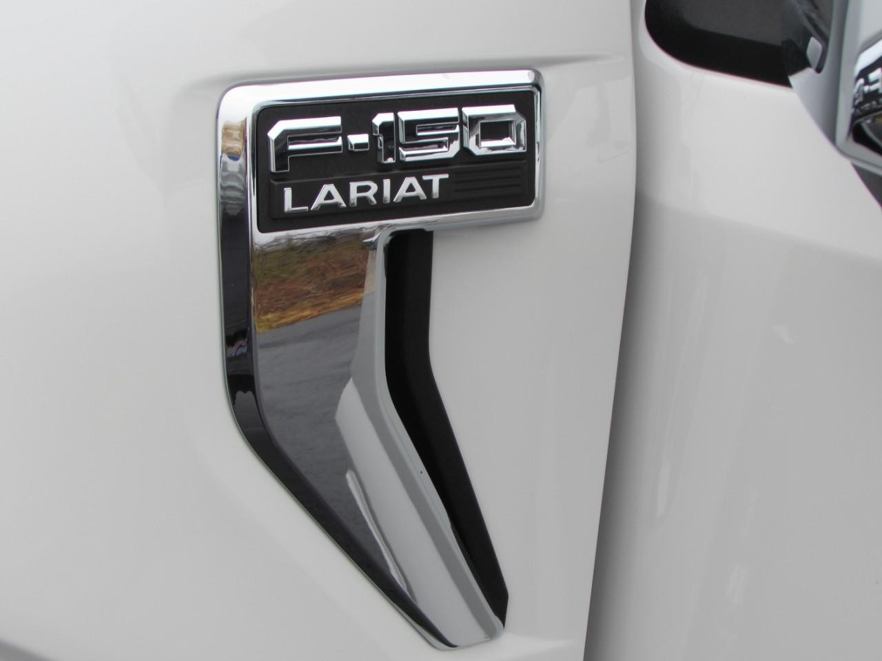 Ford F-150 Vehicle Full-screen Gallery Image 10