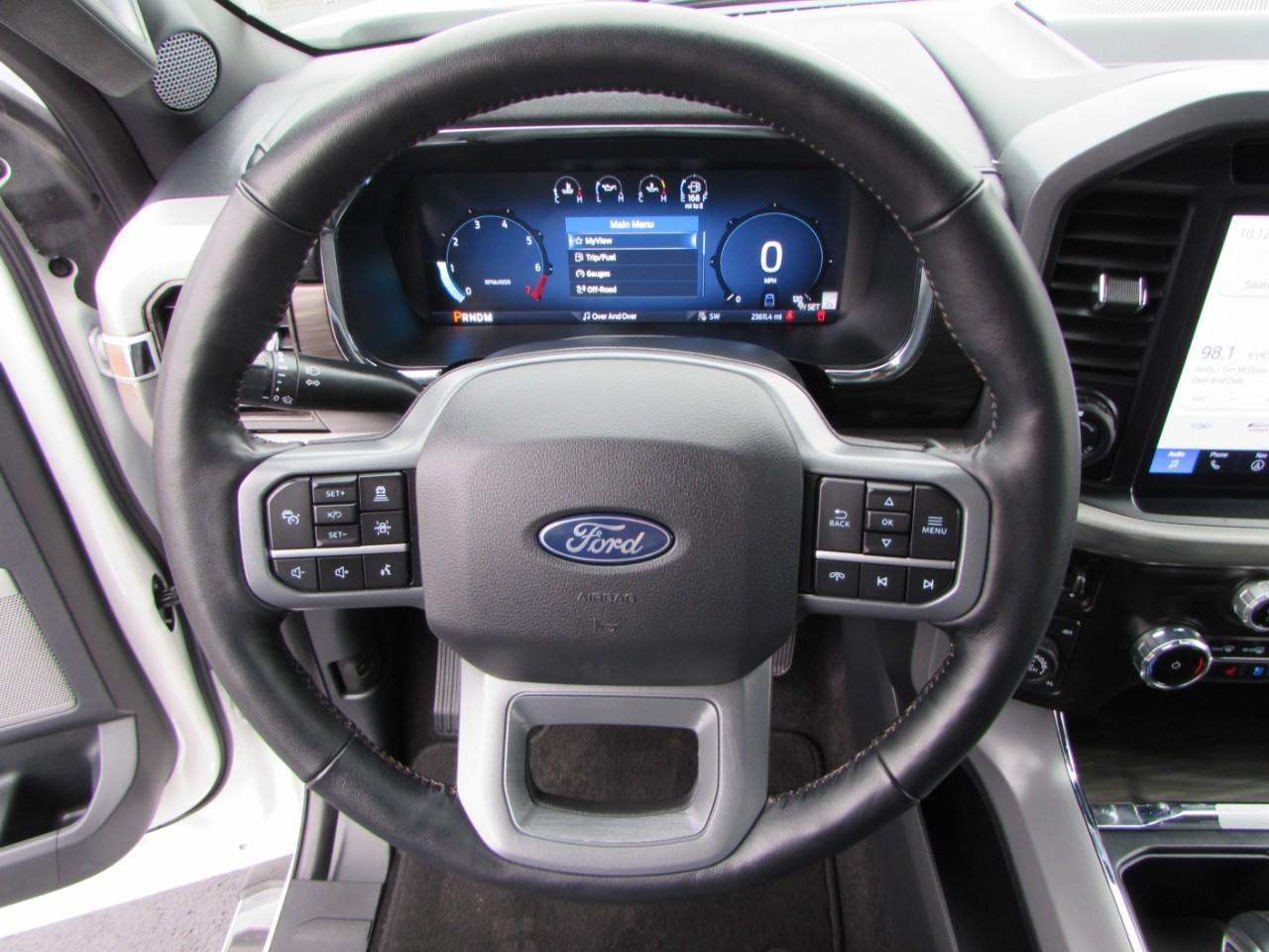 Ford F-150 Vehicle Full-screen Gallery Image 22