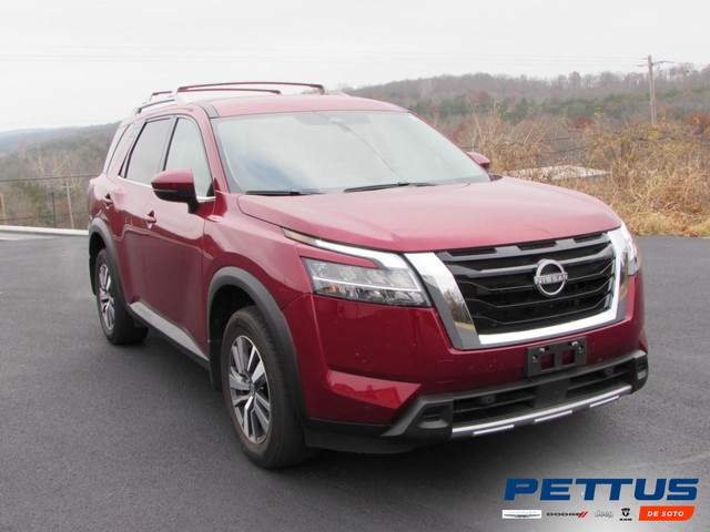 2024 Nissan Pathfinder SL at Pettus Chrysler Dodge Jeep Ram De Soto in De Soto MO