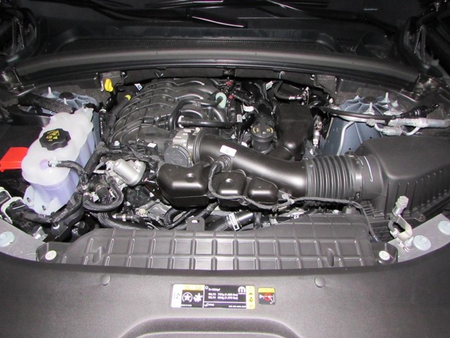 2025 Jeep Grand Cherokee Laredo - Photo 9