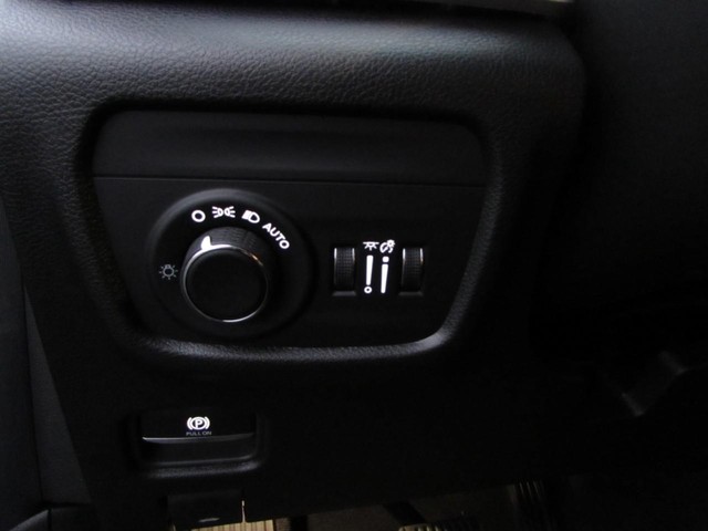 2025 Jeep Grand Cherokee Laredo - Photo 14