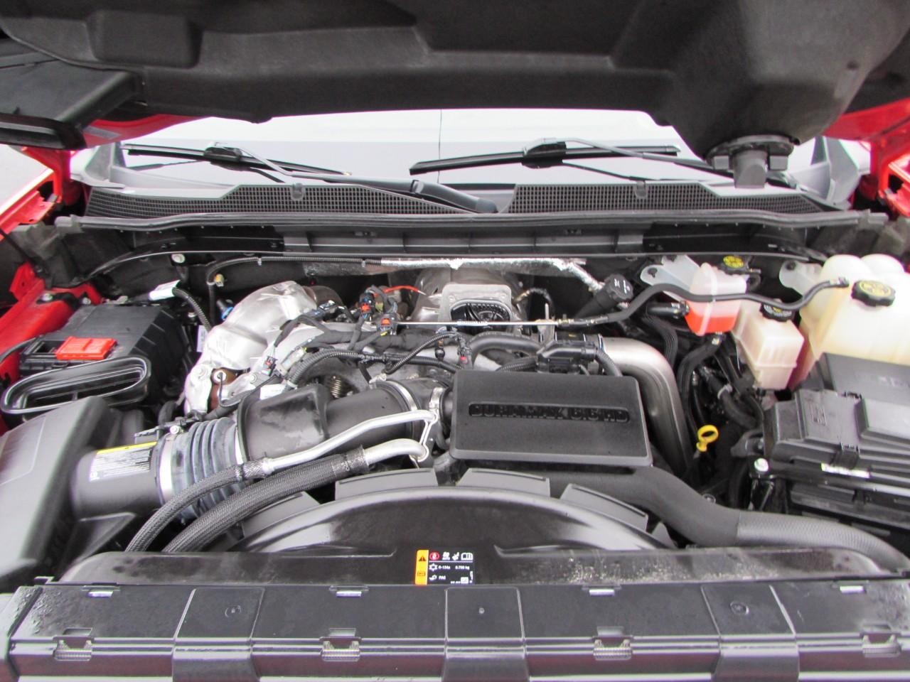 Chevrolet Silverado 2500HD Vehicle Full-screen Gallery Image 09