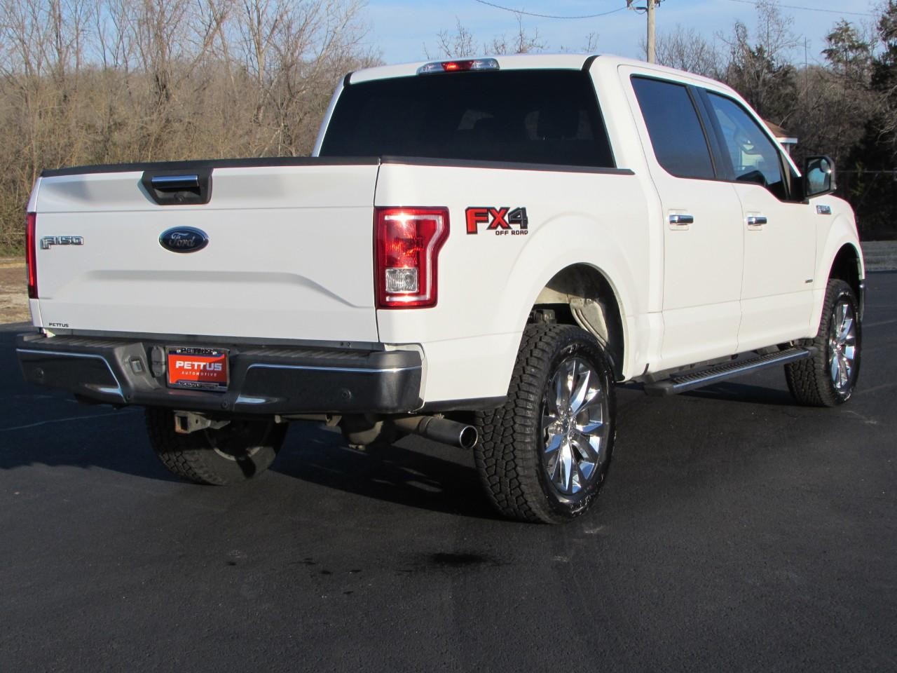 Ford F-150 Vehicle Full-screen Gallery Image 07