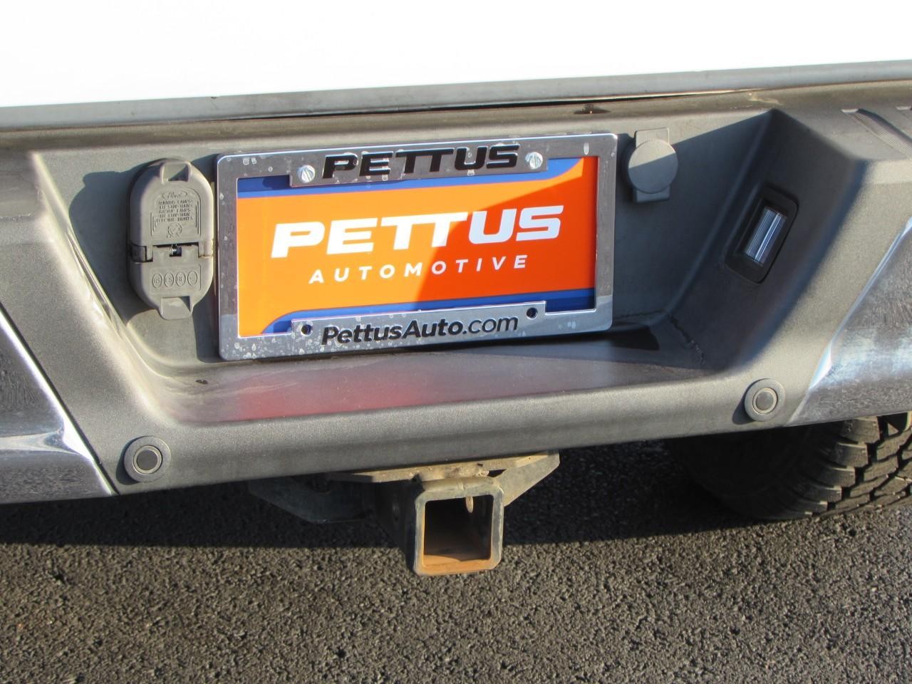 Ford F-150 Vehicle Full-screen Gallery Image 13