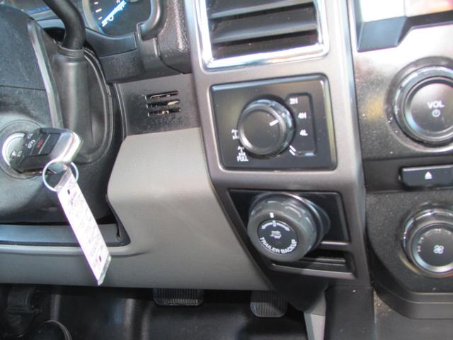 Ford F-150 Vehicle Full-screen Gallery Image 23