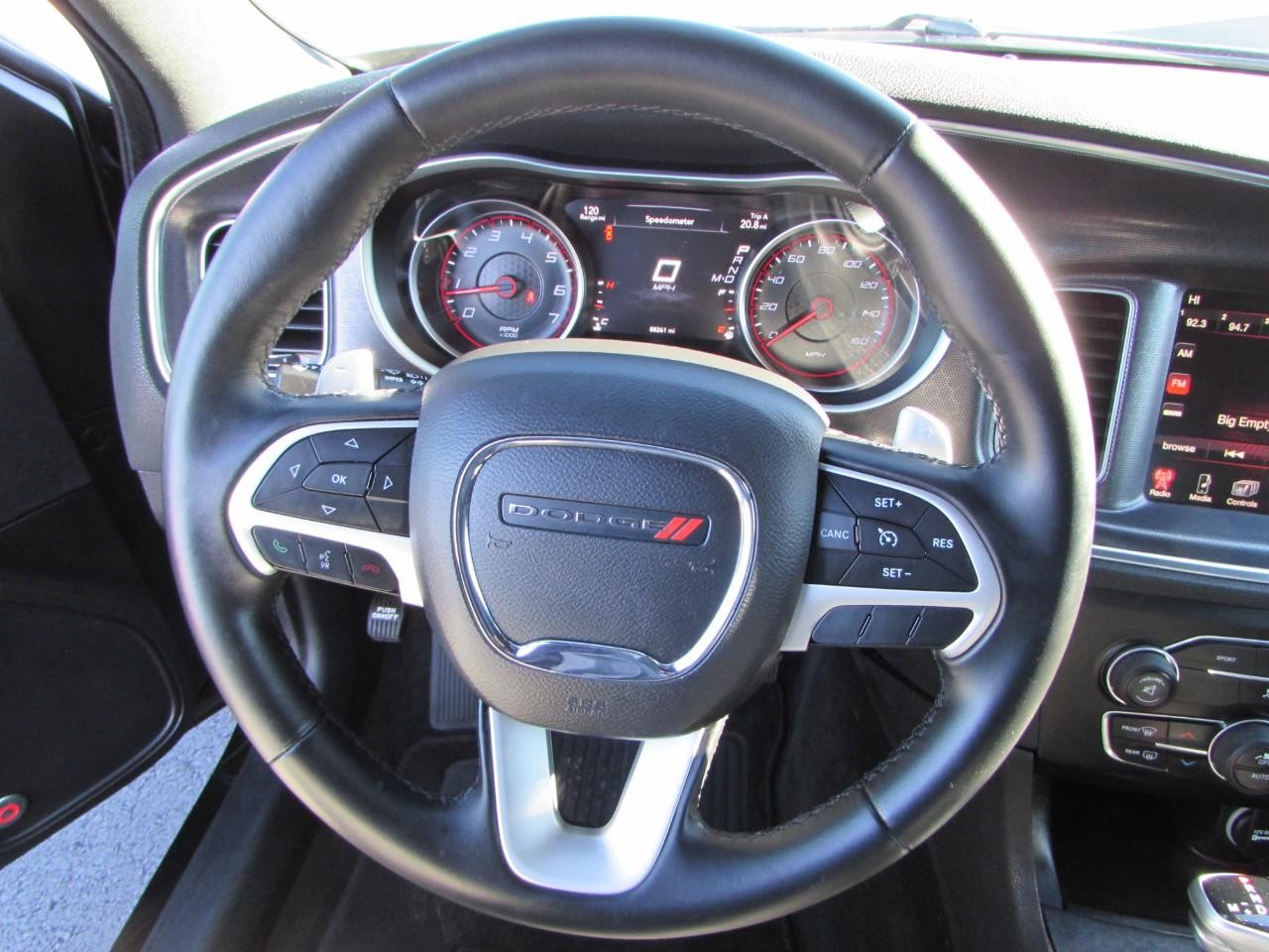 Dodge Charger Vehicle Full-screen Gallery Image 13