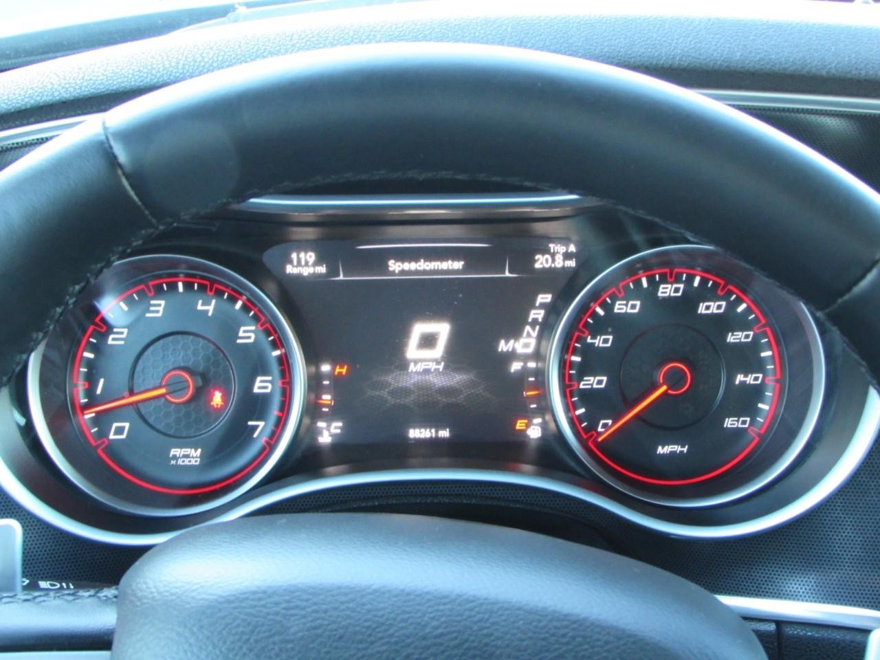 Dodge Charger Vehicle Full-screen Gallery Image 17