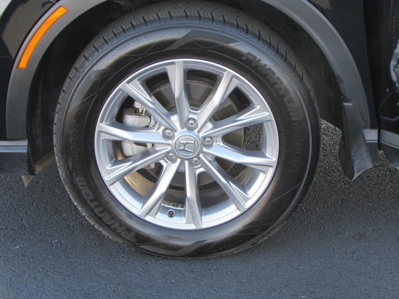 Honda CR-V Vehicle Full-screen Gallery Image 10