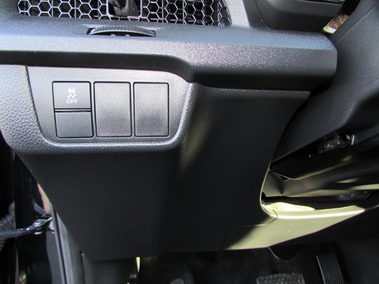 Honda CR-V Vehicle Full-screen Gallery Image 13