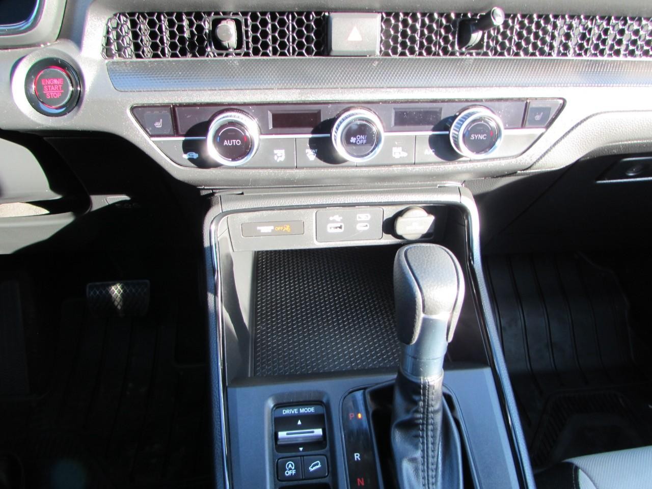 Honda CR-V Vehicle Full-screen Gallery Image 20