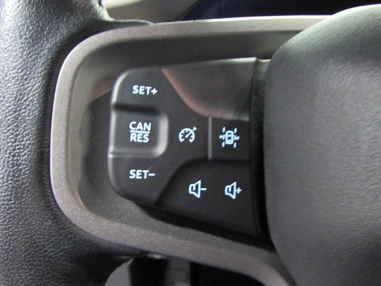 Ford Bronco Vehicle Full-screen Gallery Image 22