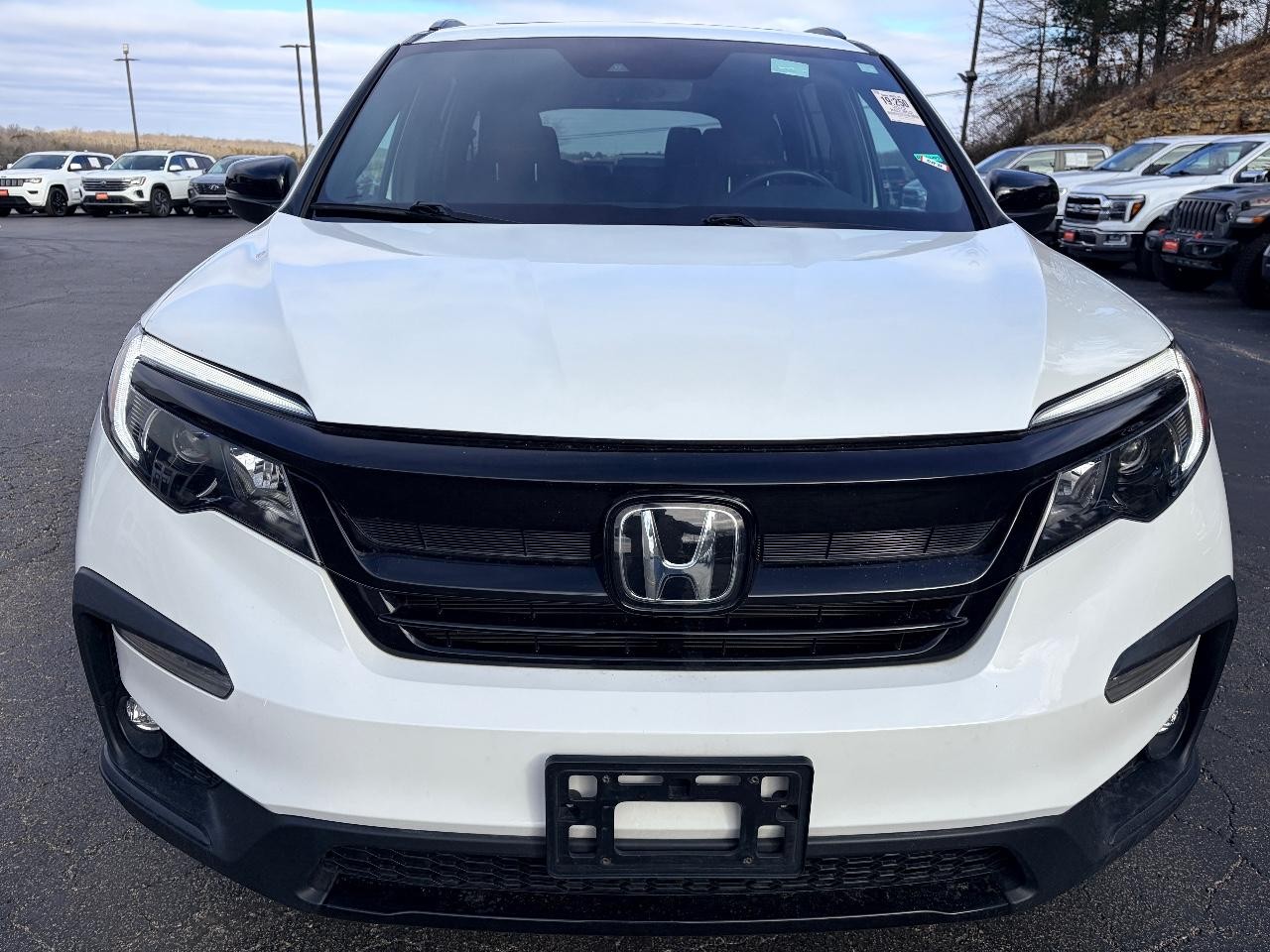 Honda Pilot Vehicle Full-screen Gallery Image 09