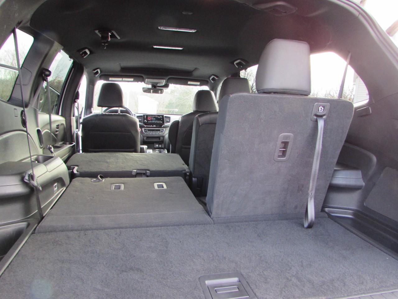 Honda Pilot Vehicle Full-screen Gallery Image 40