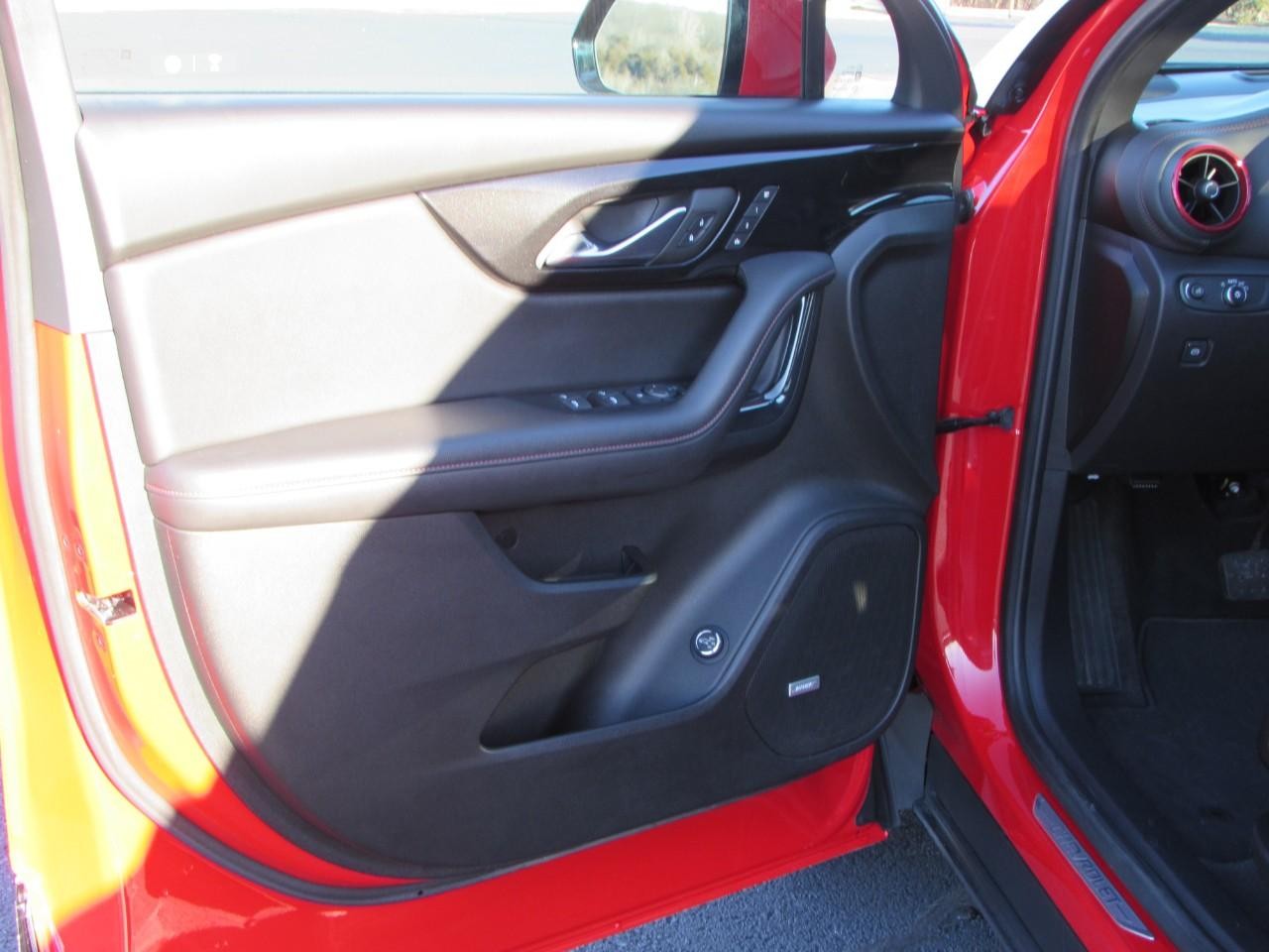 Chevrolet Blazer Vehicle Full-screen Gallery Image 11